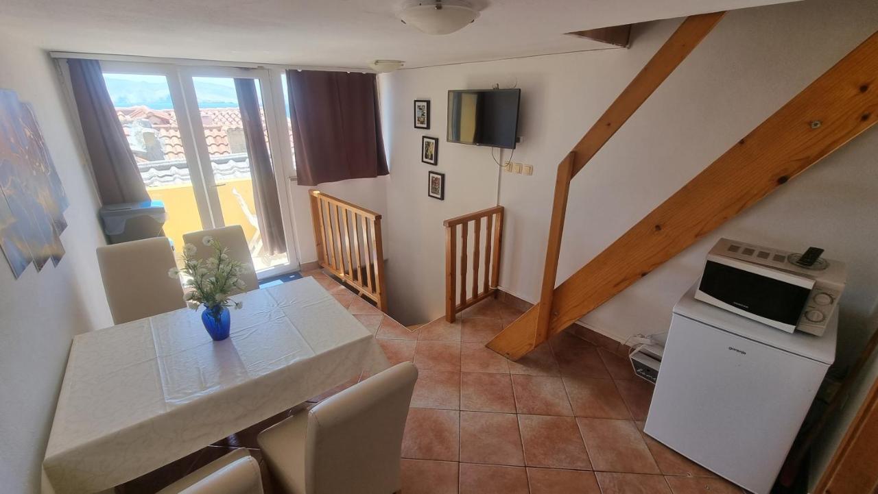 Apartment Igor With Balcony And Sea View Baška Exterior foto
